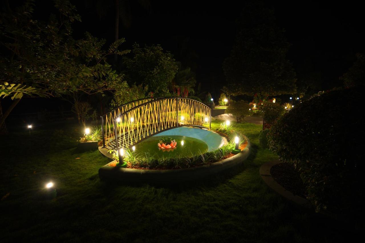 Chinnas Farm House Kottayam Exteriör bild